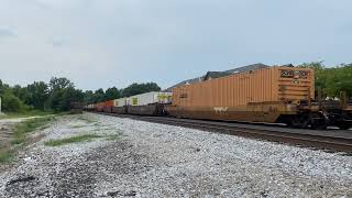 CSX I03215 heads past Kingstree SC [upl. by Nuawad803]