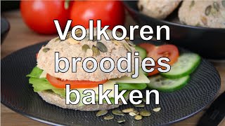 Volkoren broodjes bakken [upl. by Ymmac857]