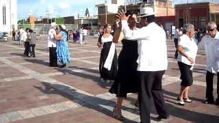 Danzón en Expiatorio de León Gto Enni GM2 [upl. by Alokin]