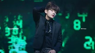 161231 가요대제전  방탄소년단 레이니즘 BTS Rainism  V focus [upl. by Heidt]