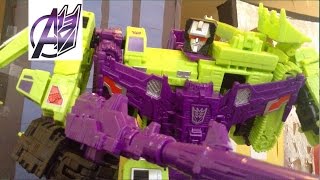 Transformers Stop Motion Combiner WarsPt2 Devastator vs Defensor Stop Motion [upl. by Arodoet]