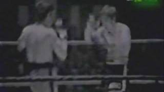 Nino Benvenuti vs Carlos Monzon I Round 11 [upl. by Ekralc]