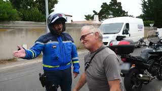 La police roule en moto banalisée [upl. by Nessim943]