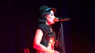 Nelly Furtado Powerless Live Montreal 2013 HD 1080P [upl. by Gnahk566]