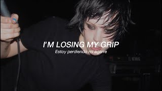 Crystal Castles  Mute Lyrics amp Traducción ☆  descrip Moss cover [upl. by Ahsenar387]