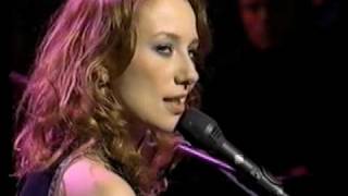 Tori Amos Over the Rainbow live [upl. by Thirzia756]