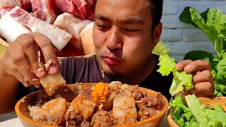 Pork curry recipe  How to cook and eat spicy pork in Northeast Naga style  kents vlog [upl. by Arabella783]