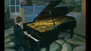 Lugansky plays Rachmaninov  EtudeTableaux Op33 No8 [upl. by Lorianne]