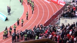 1FC Nürnberg vs FC Bayern  Ultras präsentieren Südkurve München Fahne [upl. by Yelram571]