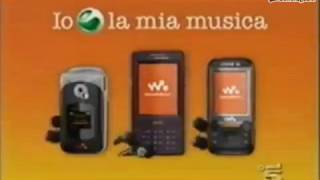 Sony Ericsson  Telefoni Walkman  Pubblicità Italiana 2006 [upl. by Nilya946]