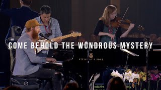 Come Behold the Wondrous Mystery LIVE  Matt Boswell Matt Papa [upl. by Akimehs]