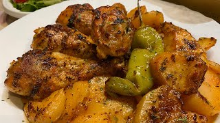 حصريا على قناتي فخاد دجاج مع بطاطا بأروع صوص بيري بيري 🌶🔥poulet sauce Periperi un délice [upl. by Hewet354]