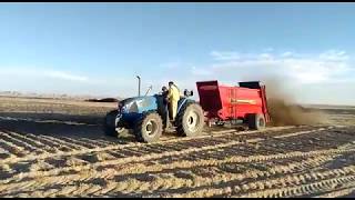 مقطورة نثر السماد من فيماكس على جرار لانديني Fimaks Manure Spreader on Landini Tractor [upl. by Ococ]