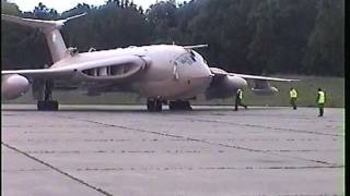 HandleyPage Victor K2 at Bruntingthorpe 28th August 2011 [upl. by Ieluuk749]