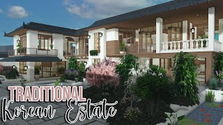 ROBLOX  Bloxburg Traditional Korean Estate Speedbuild  Tutorial  EXTERIOR ONLY  Ellvoi [upl. by Gleich]