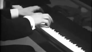 Arturo Benedetti Michelangeli Chopin Valzer Op 69 N 1 [upl. by Eirahcaz]