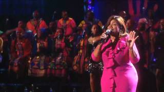 Gloria Gaynor performs quotI Will Survivequot at Mandela Day 2009 from Radio City Music Hall [upl. by Ivanna]