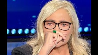 “Non ho fatto in tempo…” Mara Venier dolore straziante in diretta lacrime a Domenica In [upl. by Aubry]