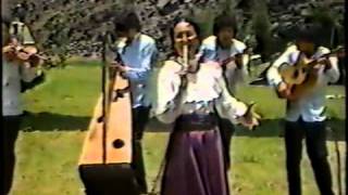 Amparo Ochoa y ZazhilLa Canción Mexicana [upl. by Cart188]