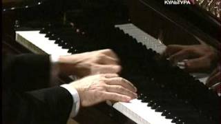 Mikhail Pletnev  Grieg March of the Dwarfs Op54 No3 VIDEO [upl. by Euqinoj]