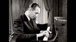 Horowitz plays Schumman Toccata op7 [upl. by Ogirdor860]