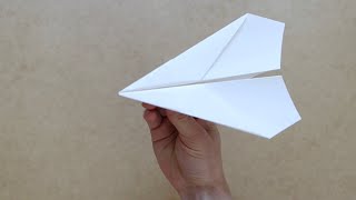 Einfacher Papierflieger falten der weit fliegt  Anleitung  Tutorial [upl. by Akemahc]