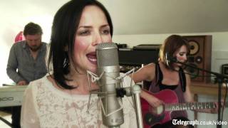 Andrea Corr sings Tinseltown in the Rain [upl. by Nekciv]