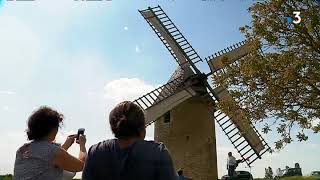 PoitouCharentes  des passionnés font revivre la tradition des moulins [upl. by Leonard]