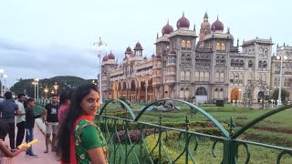 Mysore Palace చూద్దాం రండి దీనితో పాటు ఇక్కడ famous హోటల్స్ లో Breakfast కుడా తిన్నాము palace [upl. by Twitt]