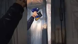 Pintado de puerta en zaguán con airless [upl. by Freud246]