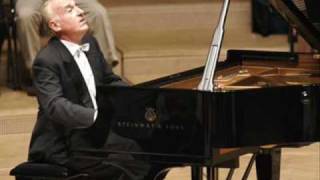 Chopin  Preludes Op 28  Nos 18 Pollini LIVE [upl. by Am28]