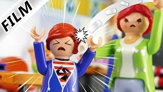 Playmobil Film Deutsch SCHÜLER MIT KREIDE ABGEWORFEN JULIAN WIRD VON LEHRERIN GEMOBBT Familie Vogel [upl. by Emawk]