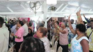 Renouveau Charismatique Catholique Martinique Louanges Alliance formation janvier2016 [upl. by Olpe54]