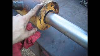 Hydraulic cylinder breakdown pin [upl. by Sumner]