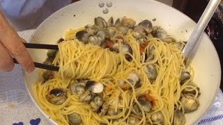 Spaghetti alle vongole [upl. by Novak]